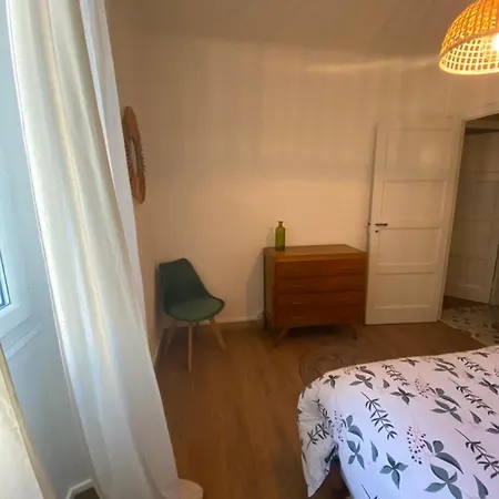 En Rdc 72m2 - 2 Chbres - Box Velos - Parking 아파트 *