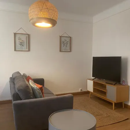 En Rdc 72m2 - 2 Chbres - Box Velos - Parking * Bourg-Saint-Andéol